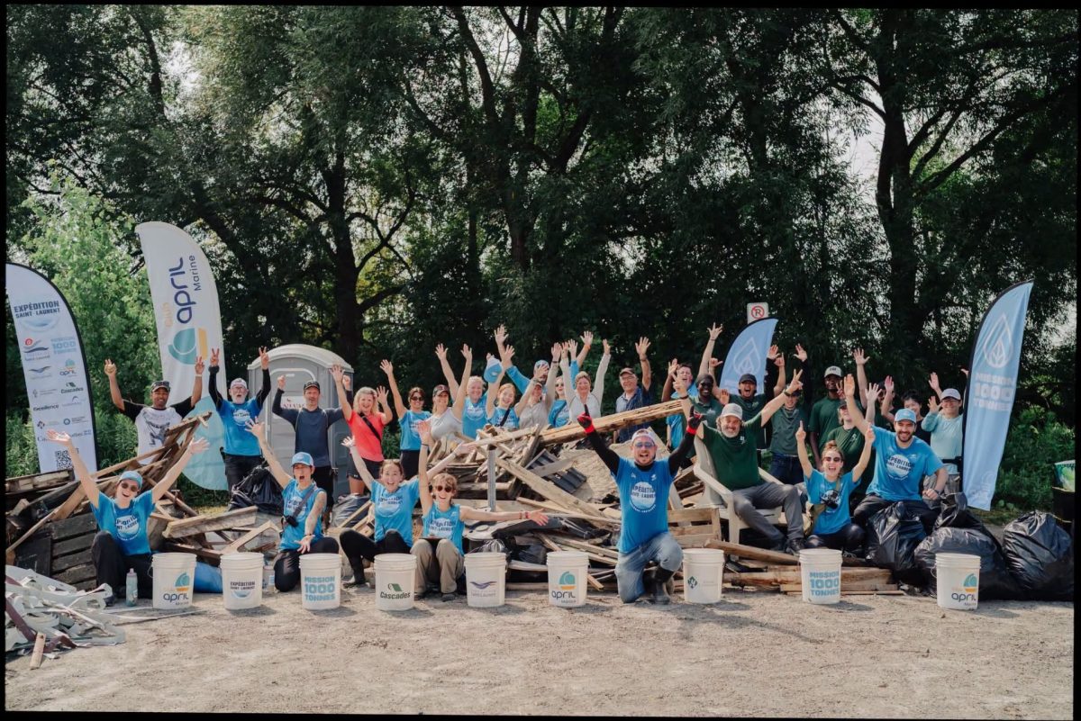 Photo du groupe des bénévoles impliquées dans le nettoyage